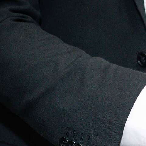 Handschlag zwischen zwei Personen