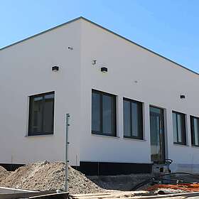 Gebäude im Bauprozess
